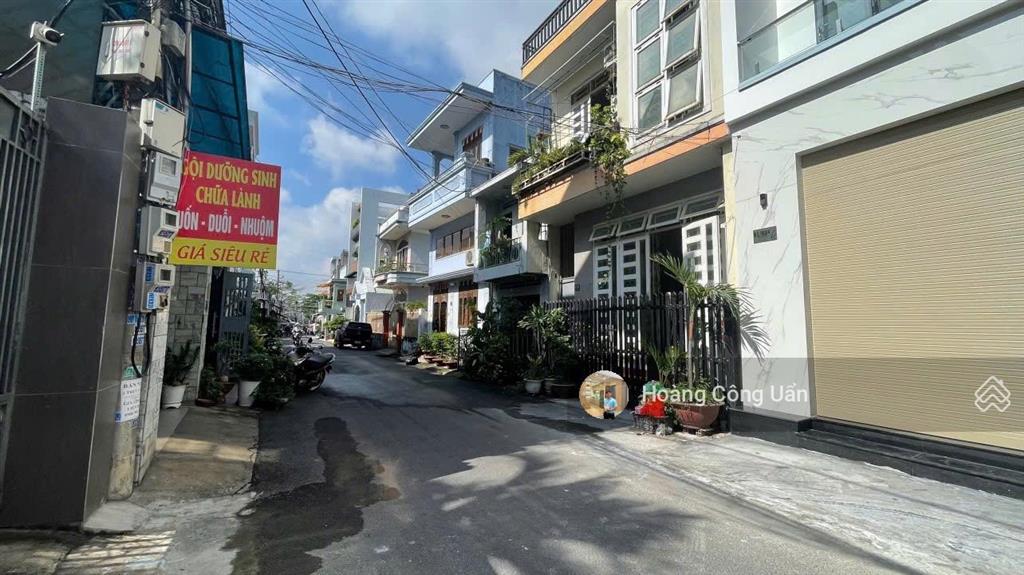 Bán nhà 2 lầu vị trí kinh doanh ngay chợ phúc hải  phường tân phong. ngang hơn 5m