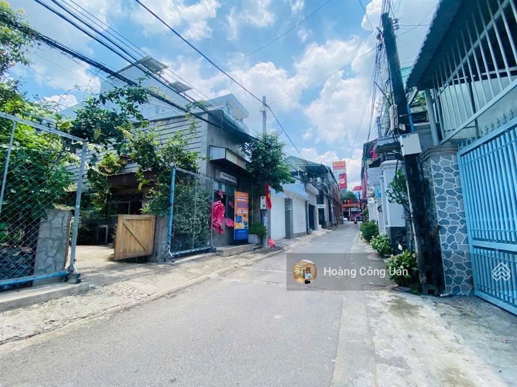 Bán đất phường thống nhất  cách coopmart biên hòa 100m. dt 8 x 8m  shr 100% thổ cư