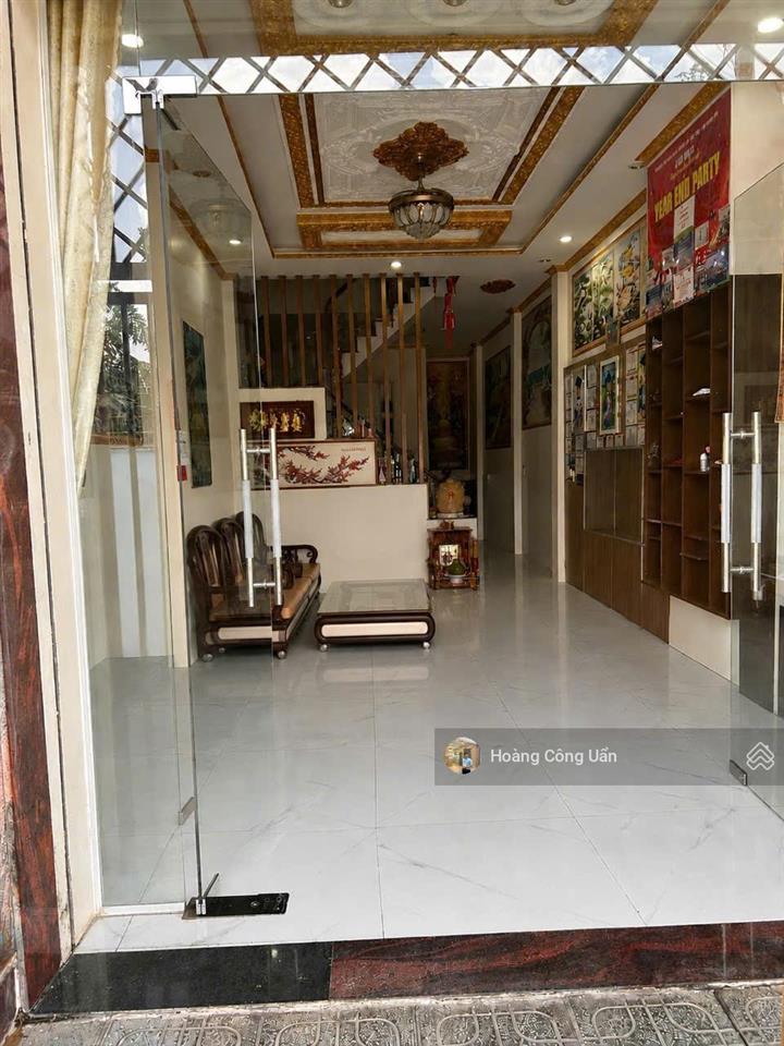 Bán nhà 1 lầu  mặt tiền đường chính kdc pouchen phường bửu hoà  biên hoà. 1 sẹc đ nguyễn thị tồn