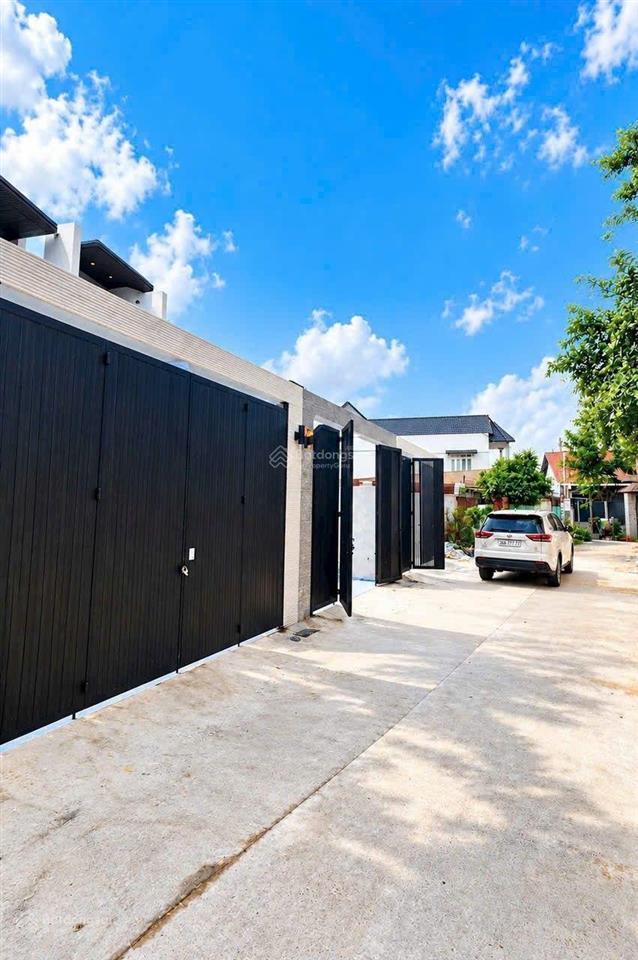 Nhà phố 1 lầu đẹp phường tân phong gần bệnh viện trung ương + cv dương tử giang. dt 123m2  4ty150