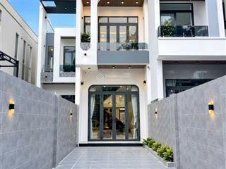 Nhà phố 1 lầu đẹp phường tân phong gần bệnh viện trung ương + cv dương tử giang. dt 123m2  4ty150