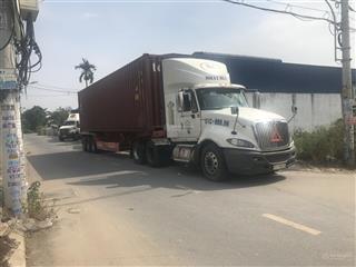 Cho thuê 2 nhà xưởng khách nội thất hết hạn hđ 1800m2 giá 65tr xe cont đậu