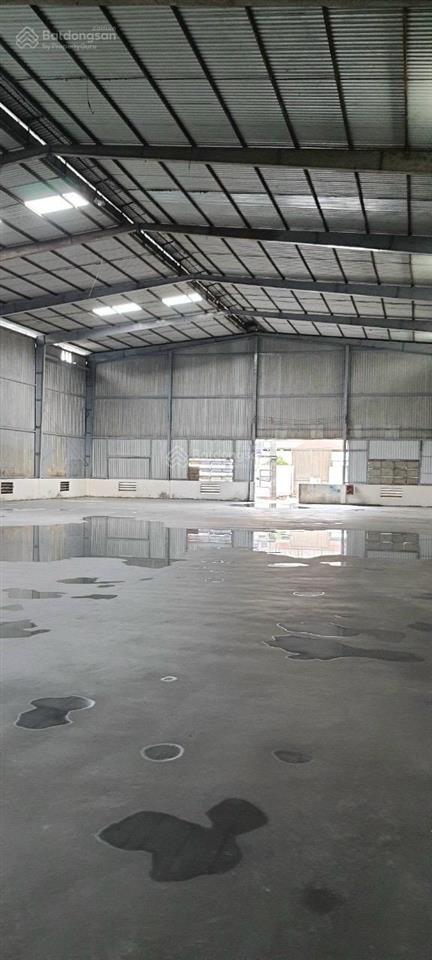 Cho thuê nhà kho 320m2 giá 17tr/th. đường xe tải di chuyển tại khu võ thị liễu  an phú đông q12