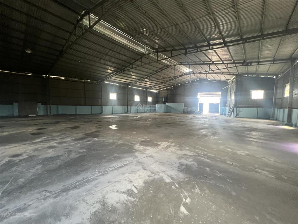  cho thuê nhà xưởng 850m2 giá 42tr/th. tại hà huy giáp  thanh lộc quận 12. xe tải