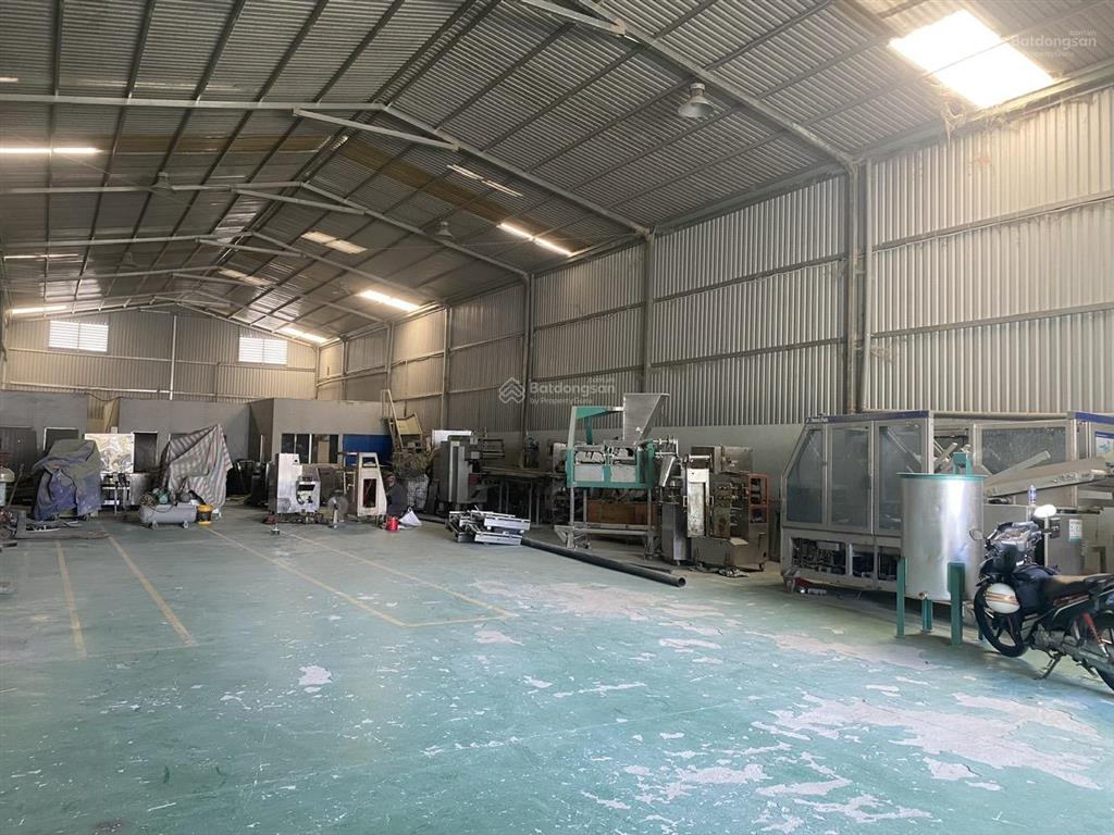 Cho thuê nhà kho 500m2 giá 24tr/th khách bao bì hết hạn hđ tại 1/ hà huy giáp quận 12. xe tải lớn