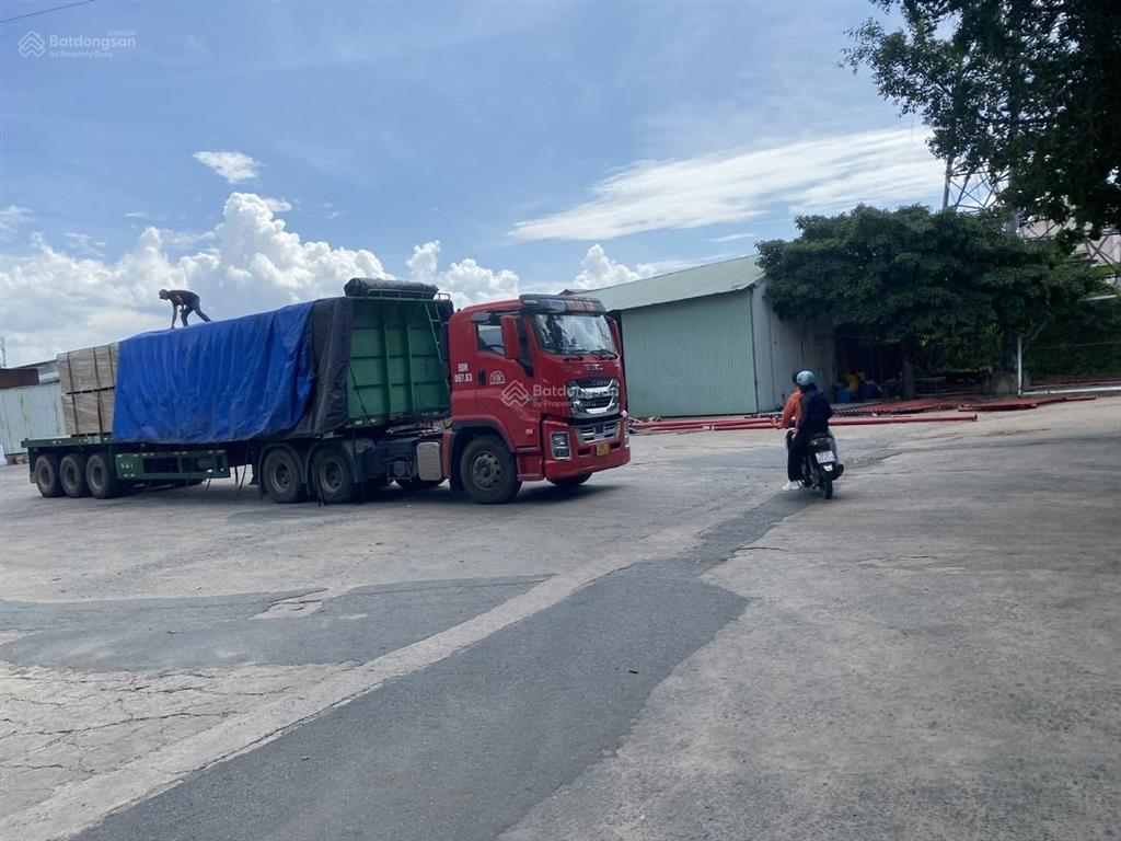  cho thuê nhà xưởng 2600m2 giá 150tr/th. pccc thẩm duyệt. xe container 24/7. lê thị riêng quận 12.
