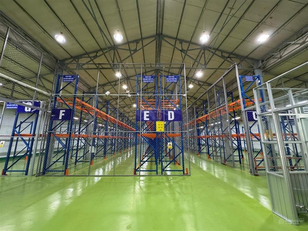 Cho thuê kho, nhà xưởng 1700m2, 120 triệu/th tại lê thị riêng, thới an, q12, hcm