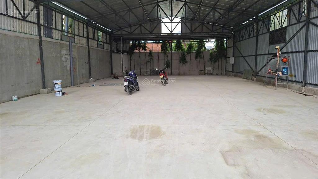 Cho thuê nhà xưởng 600m2 giá 25tr khách hết hạn hd tại nhị bình 3  xe tải lớn.