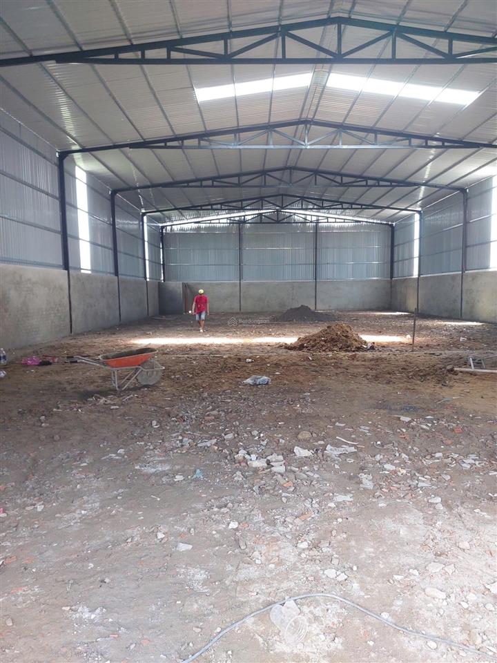 Cho thuê nhà xưởng 600m2 giá 25tr khách hết hạn hd tại nhị bình 3  xe tải lớn.