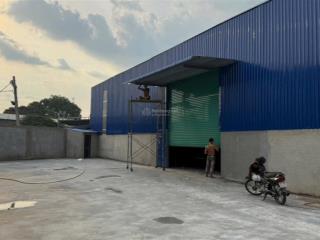 Cho thuê nhà kho 1200m2 giá 55tr/th. có pccc vách tường sẵn. xe tải lớn tại 1/ hà huy giáp quận 12.