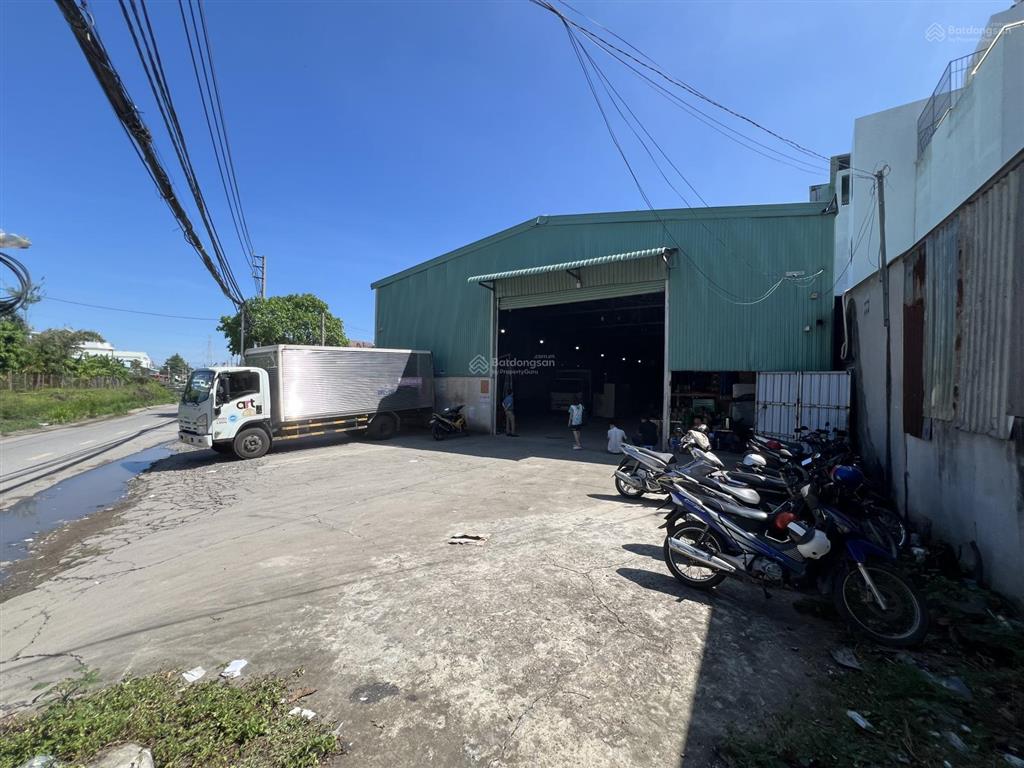  cho thuê nhà xưởng 1700m2, giá 80tr tại thạnh lộc, quận 12  xe full tải đỗ kho