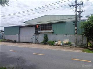 Cho thuê nhà xưởng 1100m2 giá 60tr/th khách in ấn hết hạn, pccc vách tường, xe container đỗ cửa