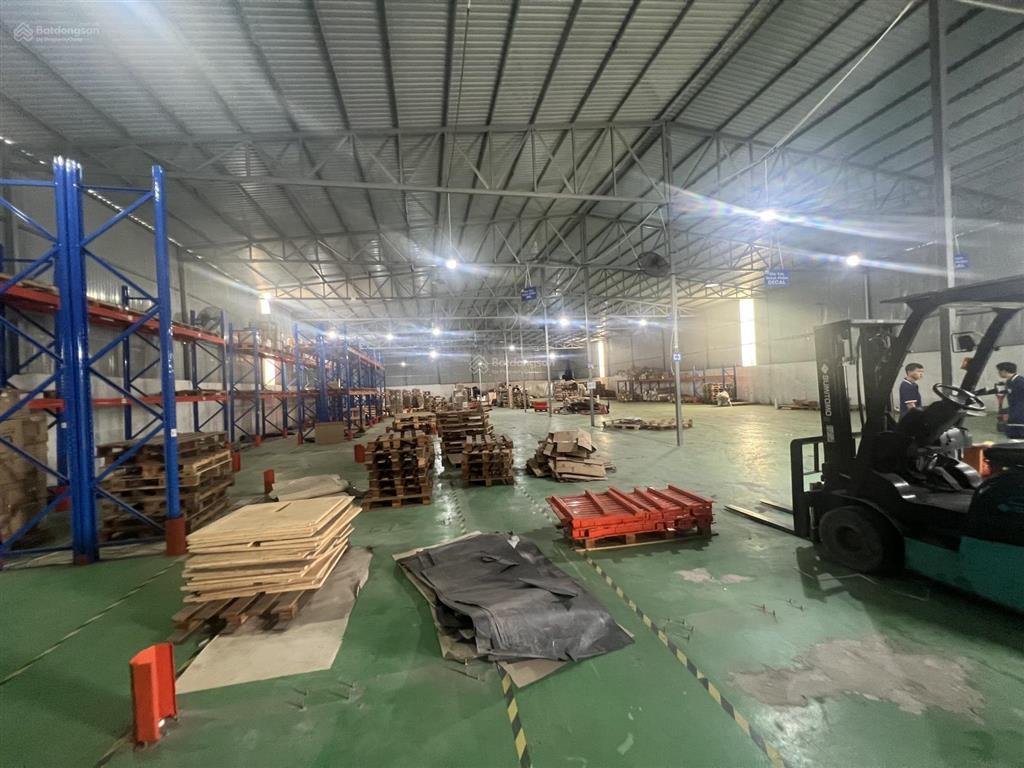 Cho thuê nhà xưởng 1100m2 giá 60tr/th khách in ấn hết hạn, pccc vách tường, xe container đỗ cửa