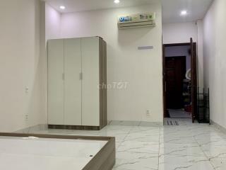 Chính chủ CHDV cao cấp có ban công. View Sân banh. Đường 22 Linh Đông