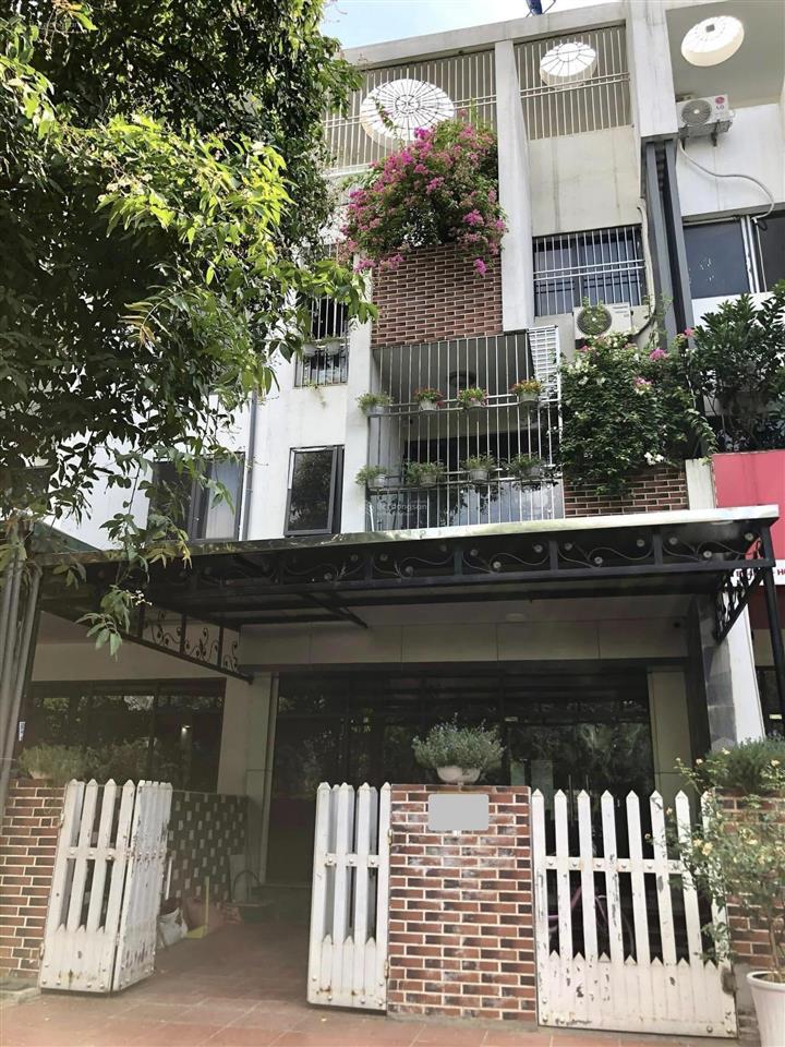Bán nhà 132m hoàn thiện kinh doanh hoa viên, kđt đặng xá, dòng tiền 20tr/tháng