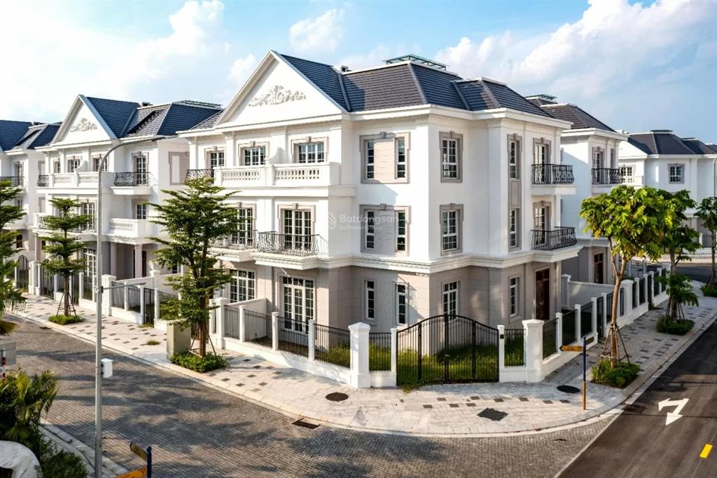 Cắt lỗ 7 tỷ biệt thự góc 224m eurowindows twinpark gia lâm. 39 tỷ cơ hội có 102