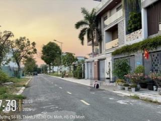 Chính chủ gửi bán lô đất nhà phố dãy k, dt 8x20m vị trí đẹp kdc thủ thiêm villa  hotline0898 880 ***