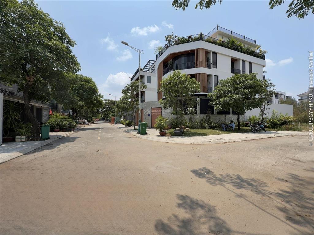 Bán khuôn nền biệt thự đơn lập 12x20m thủ thiêm villa  qhxd 1 hầm 4 tầng  giá 39,6 tỷ