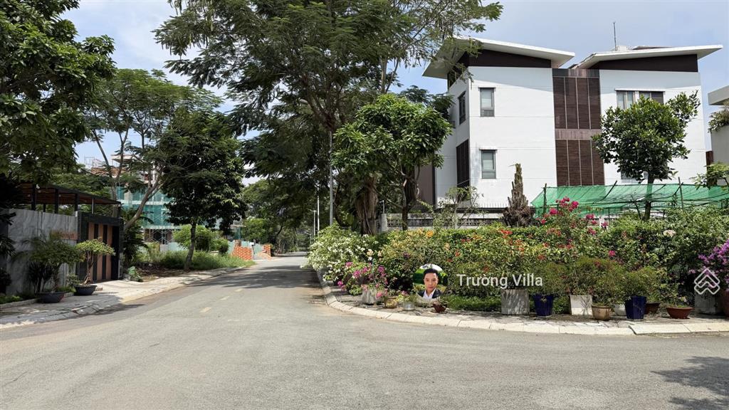Cần bán nền biệt thự đơn lập dự án thủ thiêm villa quận 2  giảm giá 170tr/m2 xuống 160tr/m2