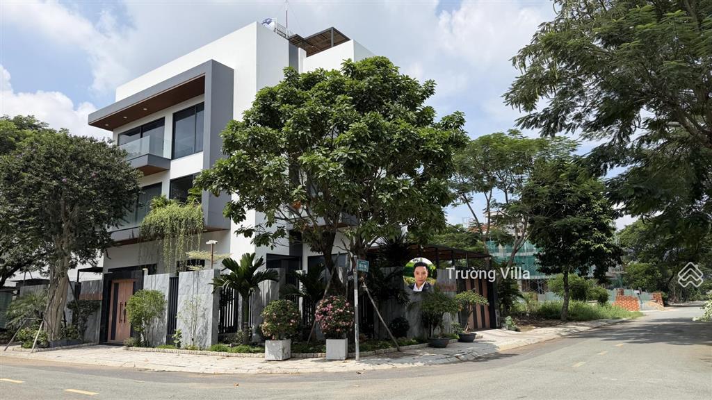 Cần bán nền biệt thự đơn lập dự án thủ thiêm villa quận 2  giảm giá 170tr/m2 xuống 160tr/m2