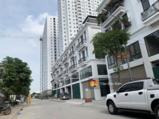 Bán gấp căn shophouse sông hồng view biệt thự 31ha trâu quỳ, vị trí kinh doanh sầm uất