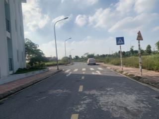 Hàng hiếm trên thị trường, 66m2 lô 2 mặt đường trước nhà thoáng, định cư hoặc làm văn phòng rất đẹp