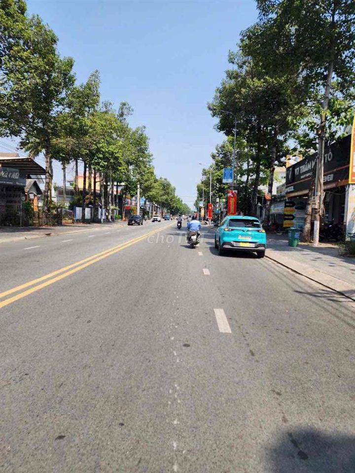 Chính Chủ Kẹt tiền ra gấp Đất Phú Lợi ngay Đại Học Thủ Dầu Một