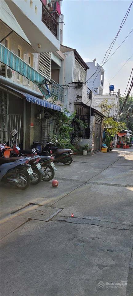 Giá cực tốt! bán nhà phố tên lửa, bình tân, 6x40 m, 18 phòng trọ và 1 mặt bằng bán tạp hóa, 15 tỷ