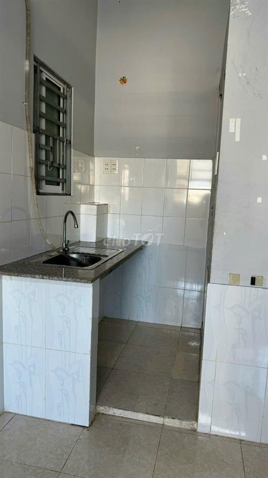 Phòng hẻm xe hơi 60/19 Lâm Văn Bền, 2 cửa sổ thoáng, có máy lạnh