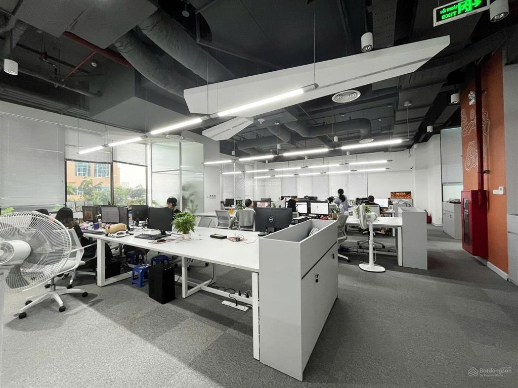 Cho thuê vp tòa hh1 90 nguyễn tuân, diện tích 500m2 cắt từ 100m2