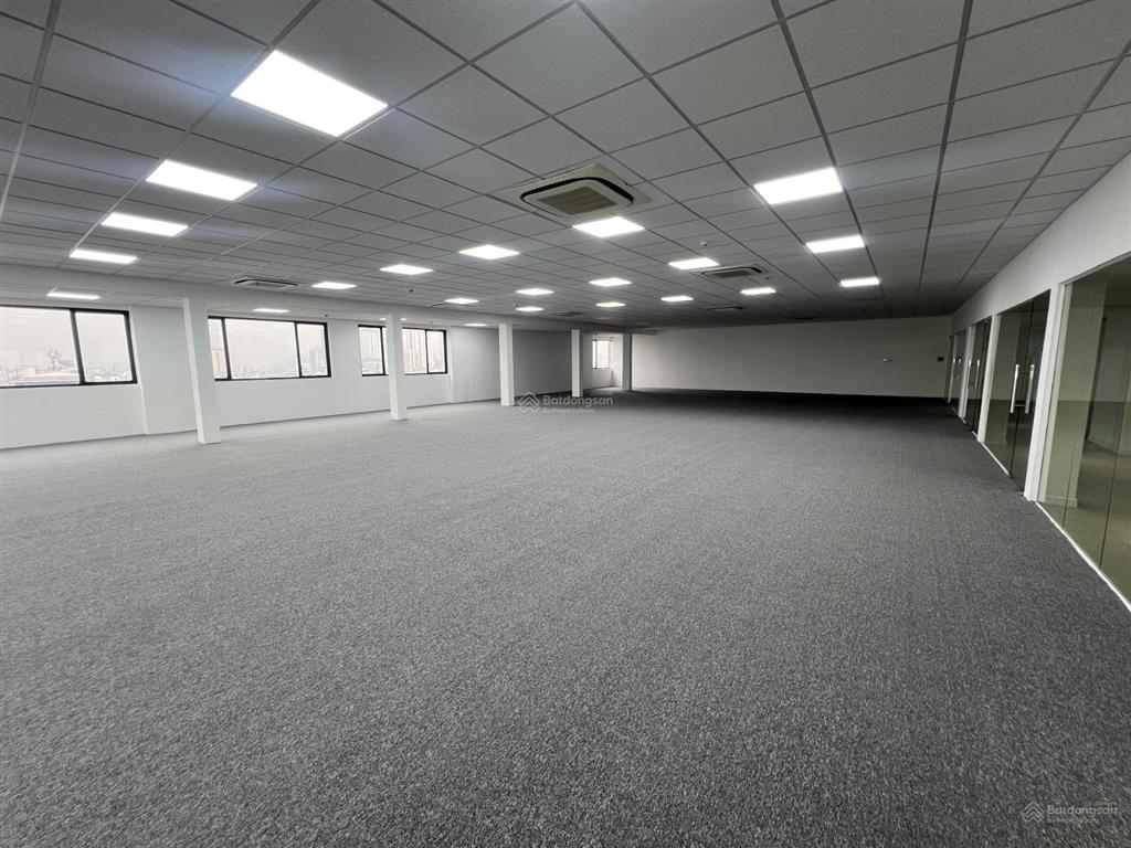 Bql cho thuê vp tại tòa vp building hạng b cho thăng long, 350m2 có cắt giá chỉ 350 nghìn/m2/th