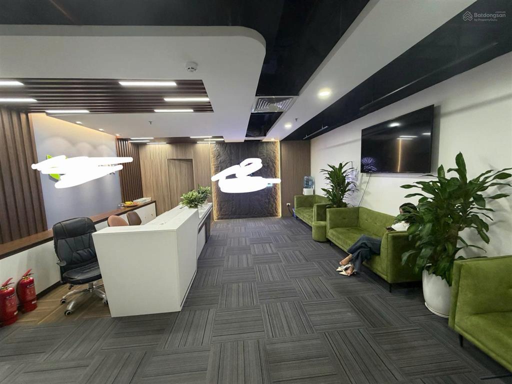 Cho thuê văn phòng hạng b tại tòa 789 bộ quốc phòng dt 300m2 giá chỉ 300 nghìn/m2/tháng