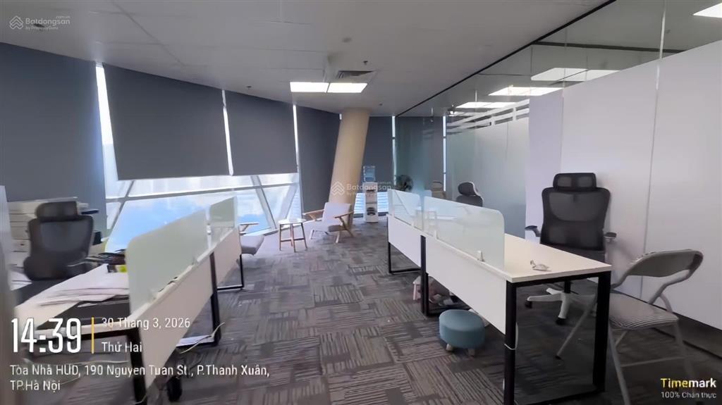 Cho thuê văn phòng cao cấp tòa hud tower, lê văn lương, thanh xuân. dt 300m2 giá chỉ 340nghìn/m2