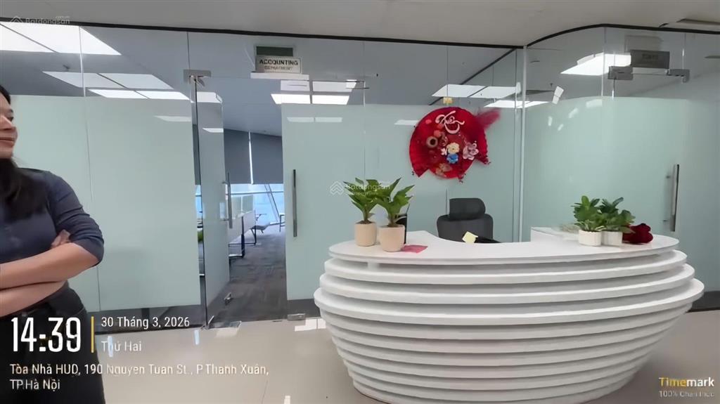 Cho thuê văn phòng cao cấp tòa hud tower, lê văn lương, thanh xuân. dt 300m2 giá chỉ 340nghìn/m2