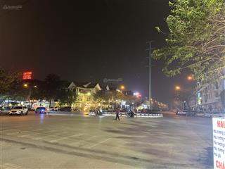 Bán duy nhất 1 căn biệt thự  tp giao lưu  bộ công an dt223m2 . mặt tiền quyền lực 12m. giá đẹp