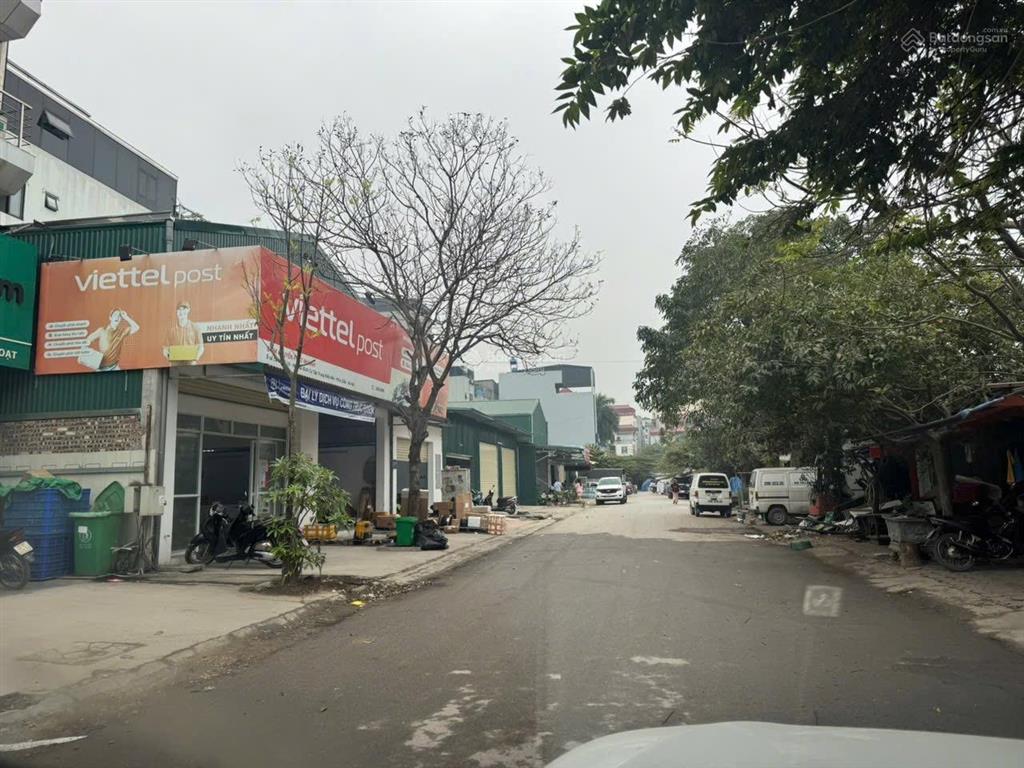 Cc gửi e bán lô đất tái định cư kiều mai, dt82m/ lô . mặt tiền 5.5m mặt víp ngoài view đường 32