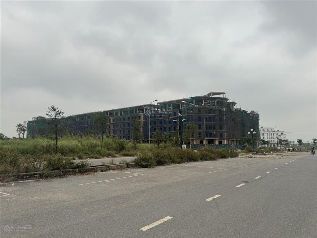 Bán căn lk jade lake tây thăng long 100m mt rộng miên man 22m lô góc cực đẹp , giá mềm