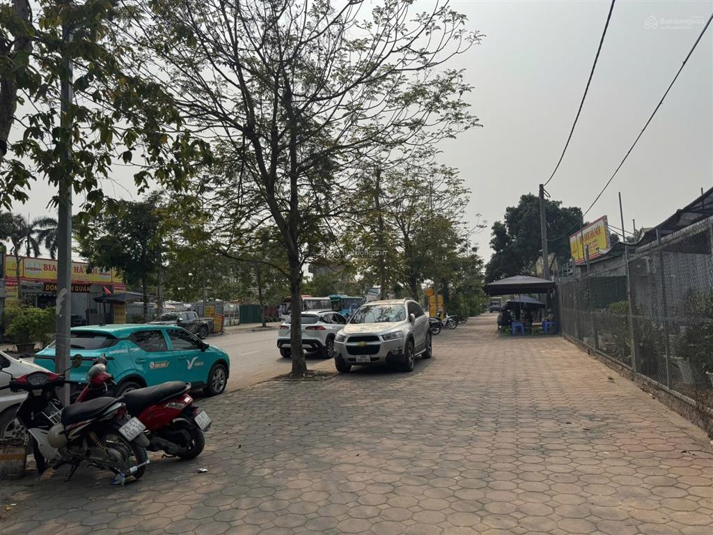 Bán nhà khu phố viên cầu mỏ, gần ô tô, có nhà 1.5 tầng đẹp. vị trí trung tâm sát phố. giá rẻ