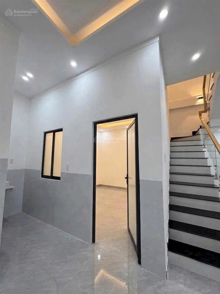 Chính chủ cần bán biệt thự có sân thượng ngay bửu long 2tỷ350