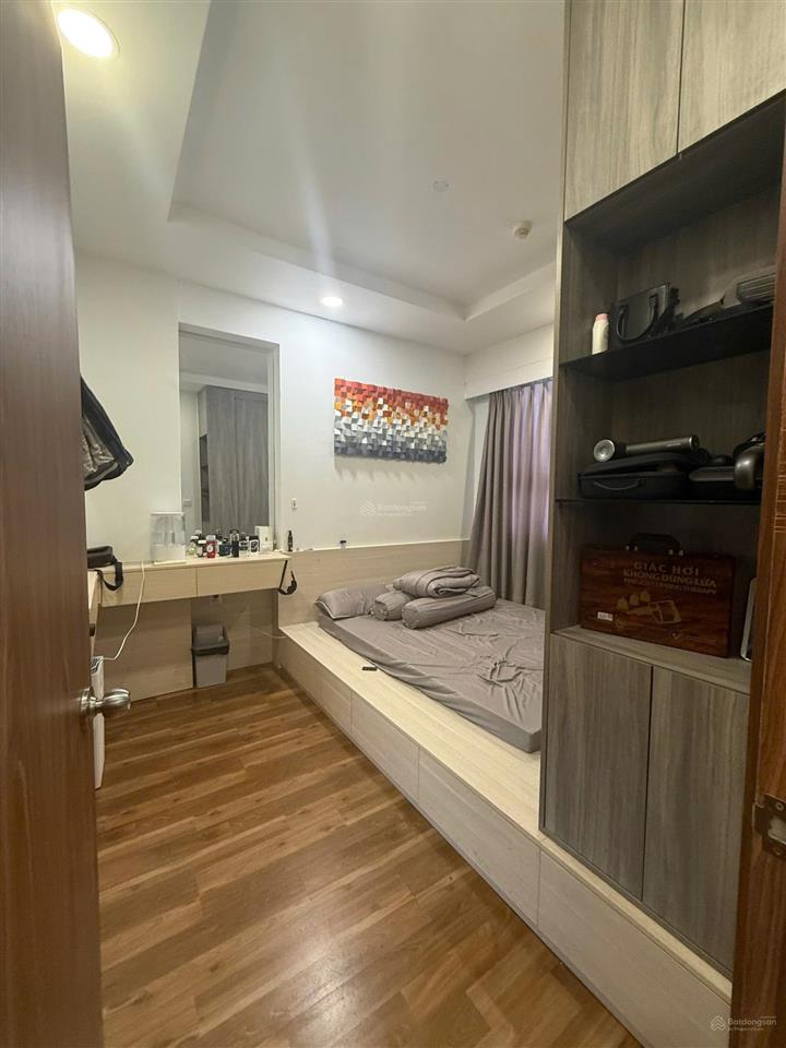 Bán gấp the pegasuite q8, 68m2, 2pn 2wc full nội thất cao cấp  sổ hồng riêng, giá 4.15 tỷ