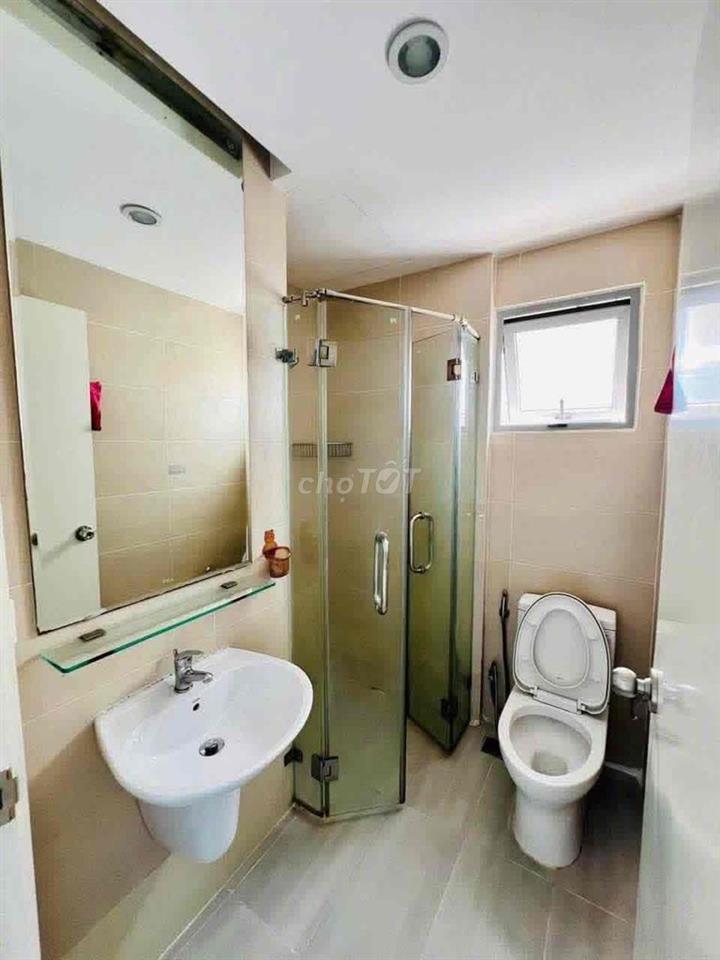 Cho thuê căn 2PN Opal Riverside có sẵn 2 máy lạnh, bếp, giường,...