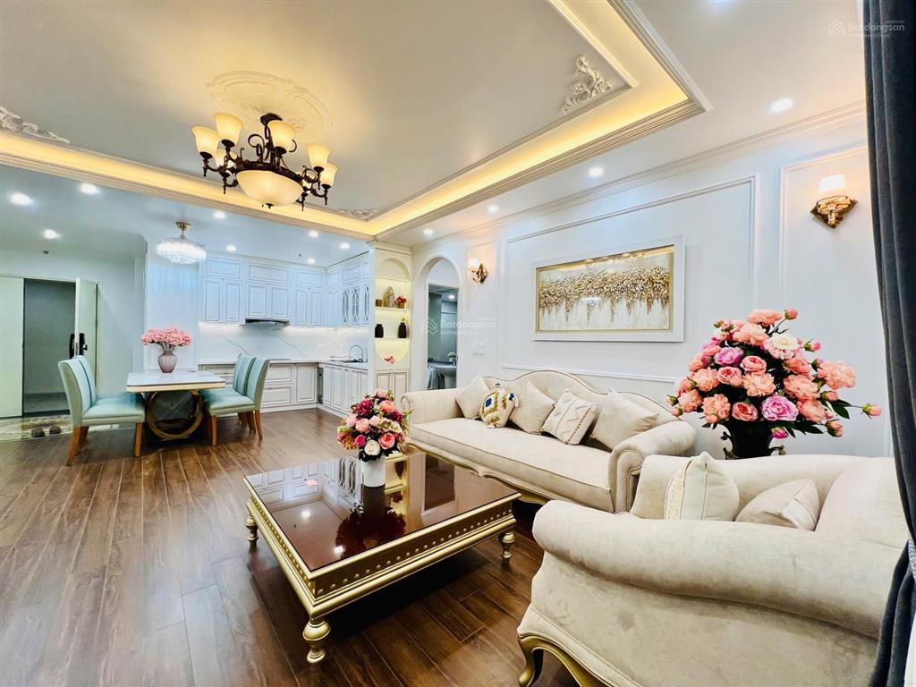 Bán gấp căn hộ chung cư 116 m² tại usilk city văn khê