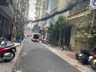 Cho thuê nhà phân lô ngõ 178 thái hà dt 65m2 * 5 tầng mt 4 m giá thuê 19 tr, ngõ thông ô tô tránh