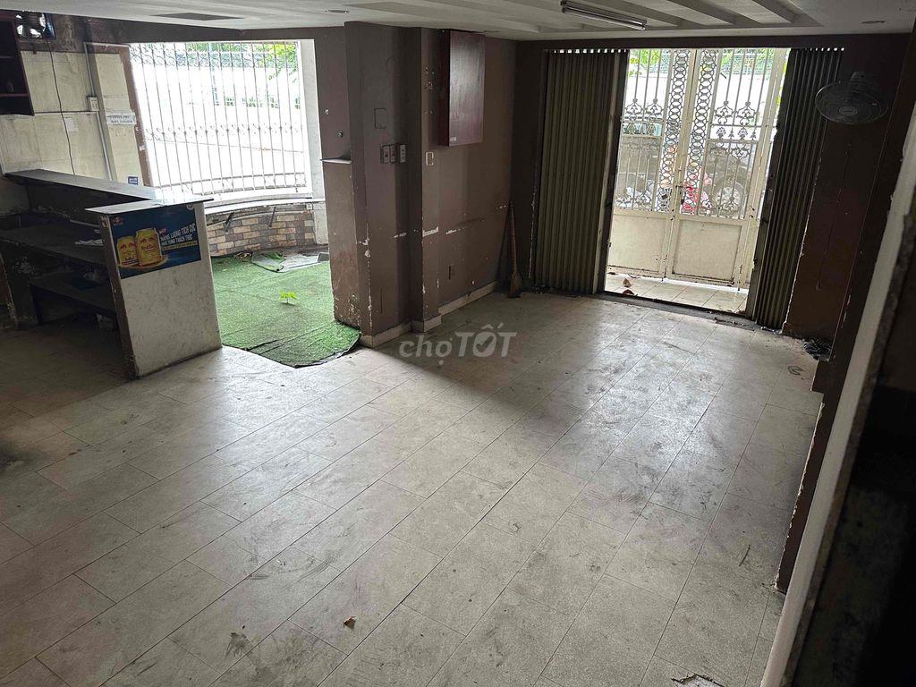 Nhà cho thuê nhà mặt tiền đường lớn
