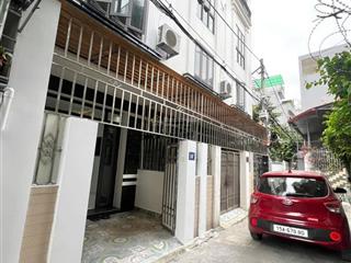 Nhà 4 tầng mặt ngõ. sân cổng  đông khê thông ra lê hồng phong  kinh doanh được