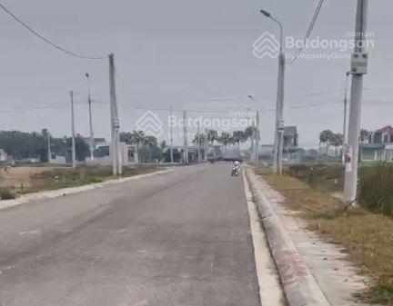 Bán lô 100m2 đất đường nhựa vải hè tại quảng hải, thanh hóa. cạnh đường bao biển, ra biển qh 500m