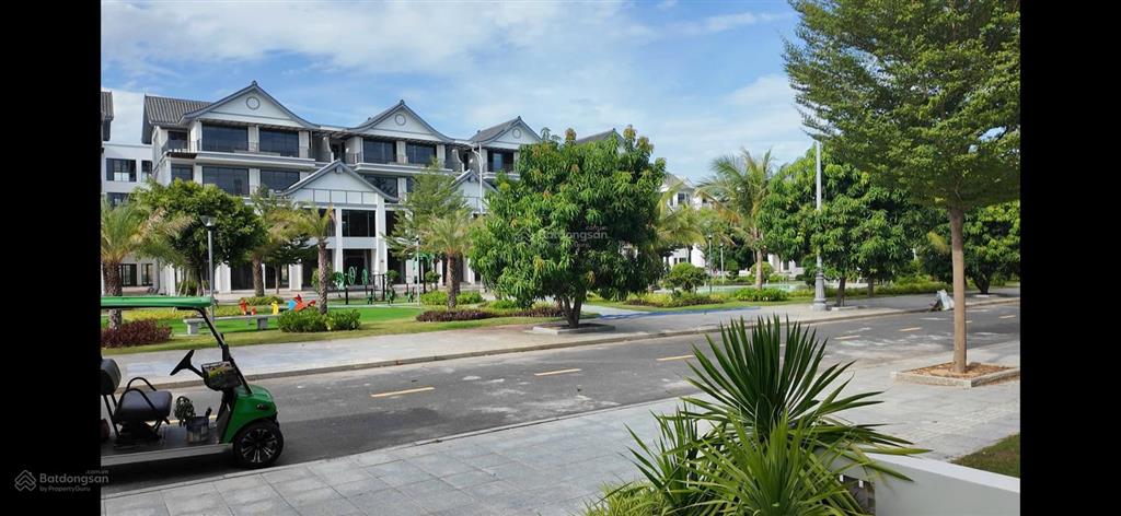 Cắt lỗ 40%  bán nhanh căn nhà ven biển 3 mặt tiền đã bàn giao sử dụng