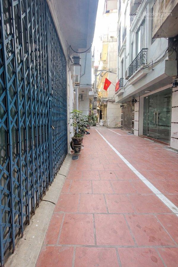 Bán nhà ngõ gốc đề  ngõ rộng, nhà đẹp, 28m2, sổ cực đẹp chỉ 5,7 tỷ