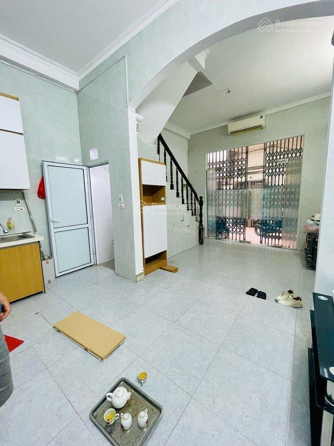 Bán nhà ngõ gốc đề  ngõ rộng, nhà đẹp, 28m2, sổ cực đẹp chỉ 5,7 tỷ