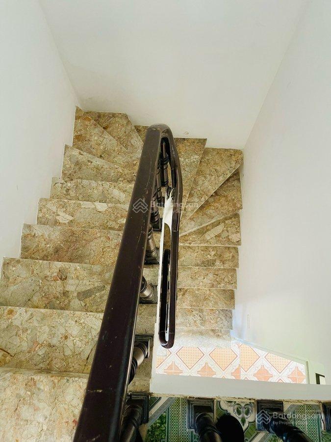 Bán nhà ngõ gốc đề  ngõ rộng, nhà đẹp, 28m2, sổ cực đẹp chỉ 5,7 tỷ